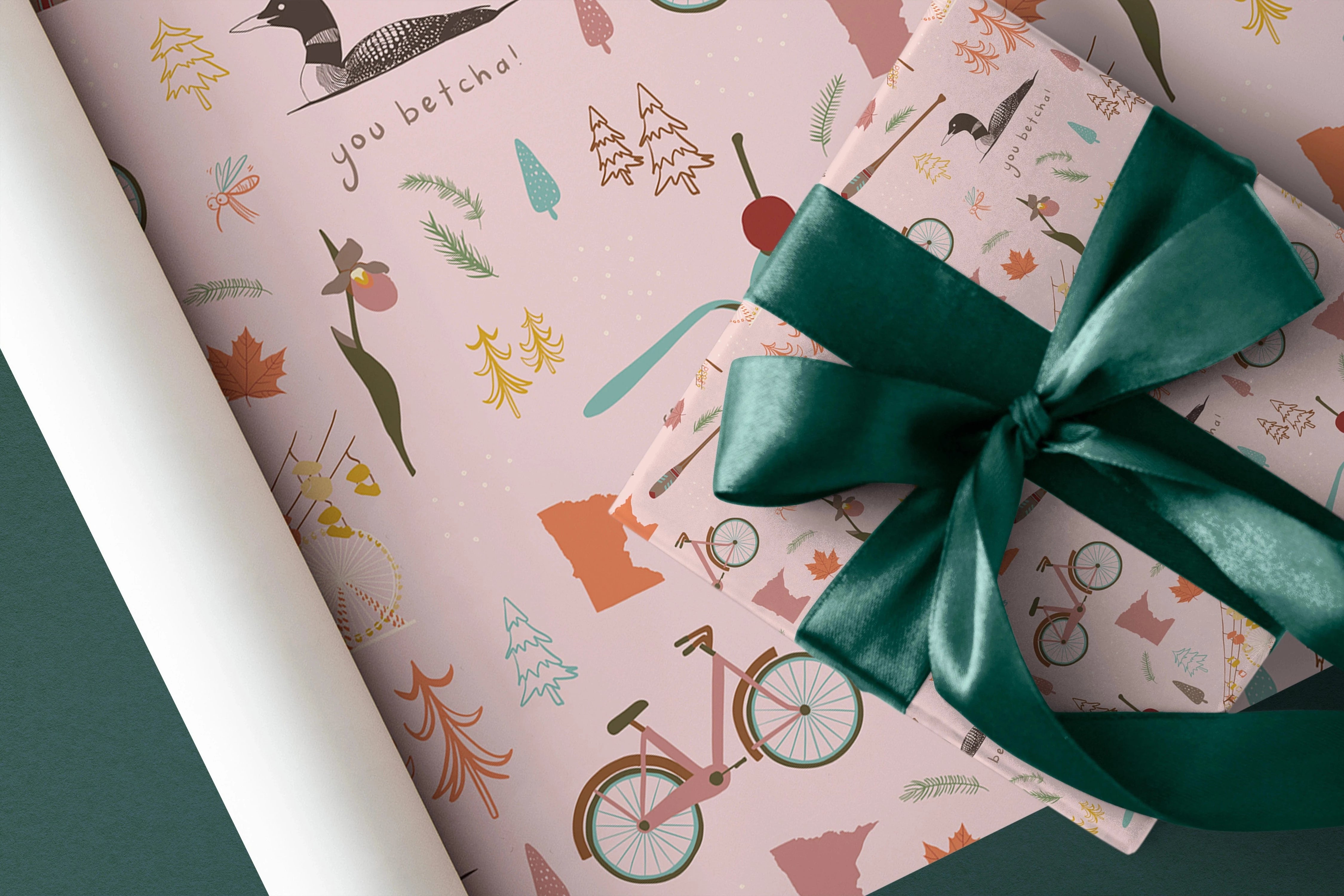 Rifle Paper Co. + Holiday Wrapping Paper Book